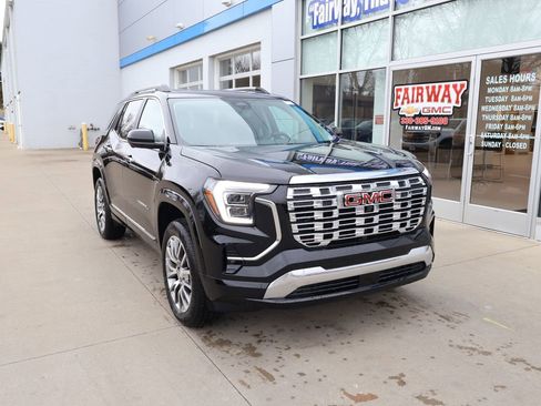 New 2026 GMC Terrain Denali w/ LPO, Floor Liner Package AWD/4WD image 2
