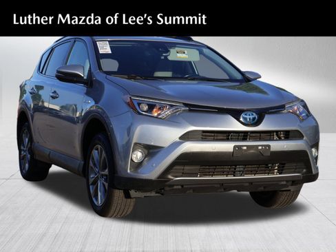 Used 2018 Toyota RAV4 Limited AWD/4WD image 1
