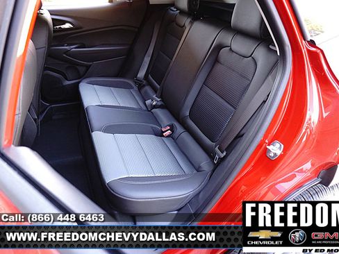 New 2026 Chevrolet Trax LT FWD image 10