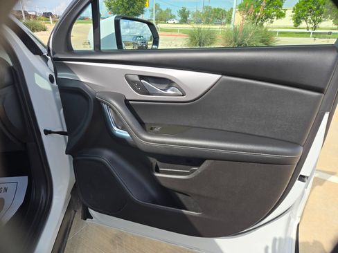 Used 2024 Chevrolet Blazer LT FWD image 26