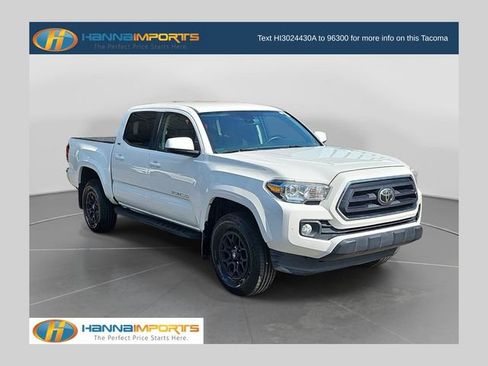 Used 2020 Toyota Tacoma SR5 RWD image 1