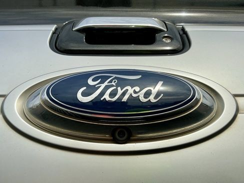 Used 2012 Ford F150 Platinum image 15