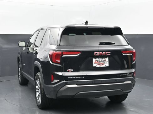 Used 2026 GMC Terrain Elevation FWD image 5