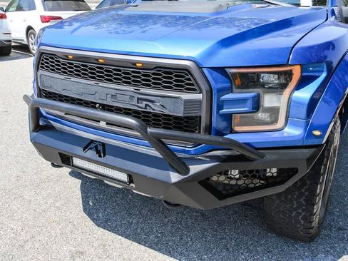 Used 2017 Ford F150 Raptor w/ Equipment Group 802A Luxury AWD/4WD image 8
