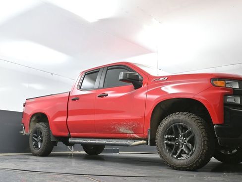 Used 2019 Chevrolet Silverado 1500 Custom Trail Boss w/ Custom Convenience Package AWD/4WD image 26