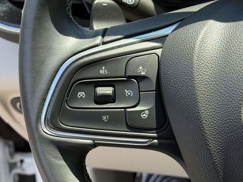 Certified 2022 Buick Envision Avenir w/ Technology Package II AWD/4WD image 20