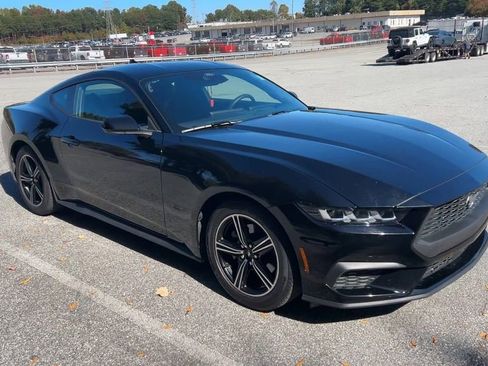 Used 2024 Ford Mustang Coupe image 16