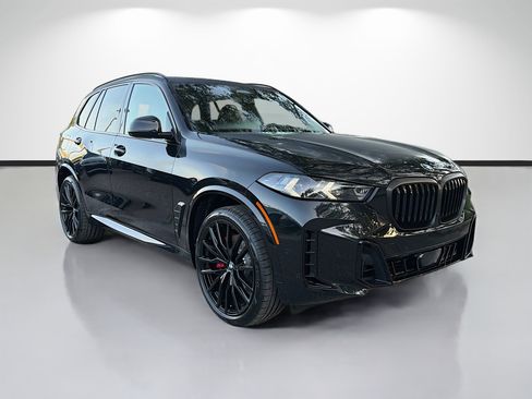 New 2026 BMW X5 xDrive40i w/ M Sport Package AWD/4WD image 1