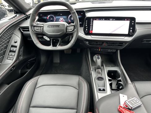 New 2026 Dodge Charger R/T image 31