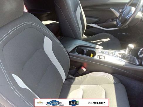 Used 2021 Chevrolet Camaro LT w/ Technology Package RWD image 16
