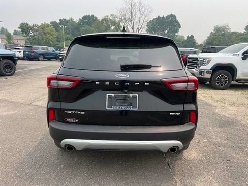 Used 2023 Ford Escape Active AWD/4WD image 6
