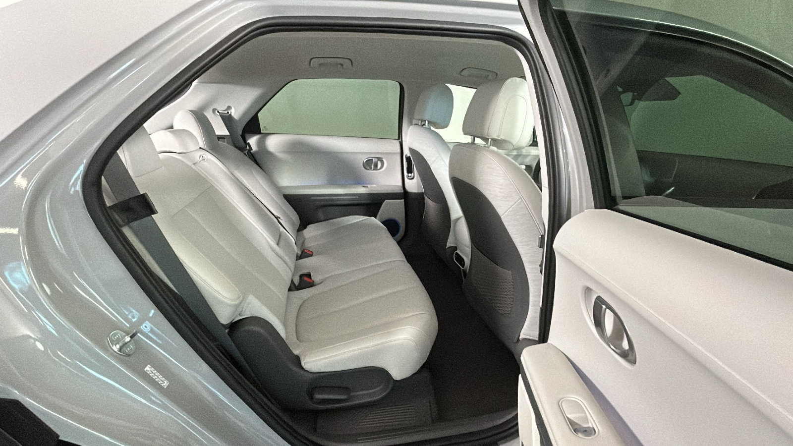 Used 2023 Hyundai Ioniq 5 SEL w/ Cargo Package AWD/4WD image 36