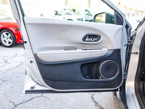 Used 2017 Honda HR-V EX-L image 20