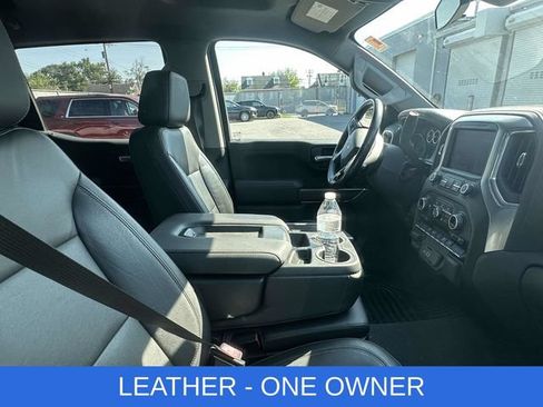 Used 2020 Chevrolet Silverado 1500 LT w/ Convenience Package AWD/4WD image 2