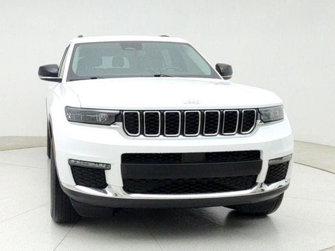 Used 2022 Jeep Grand Cherokee L Limited image 2