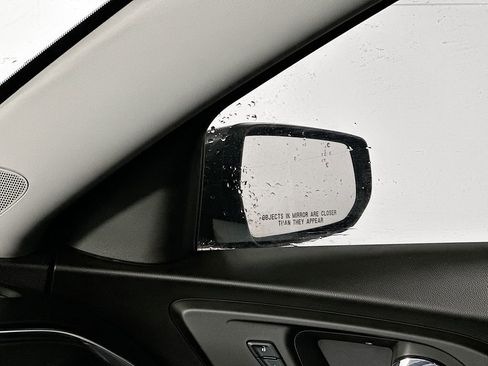 Used 2016 Chevrolet Malibu LT w/ Leather Package image 24