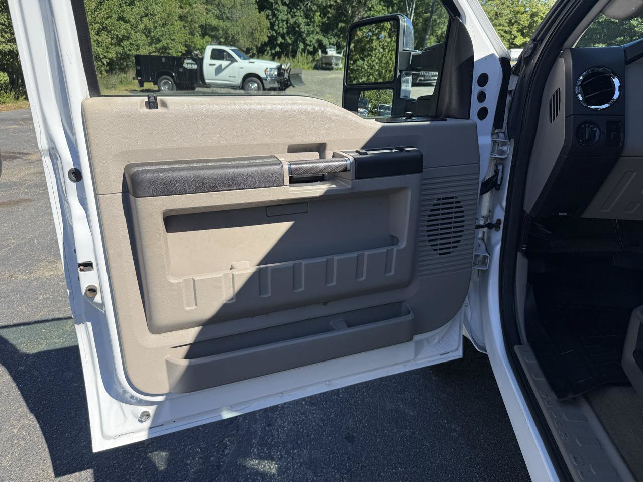 Used 2010 Ford F250 XLT AWD/4WD image 23