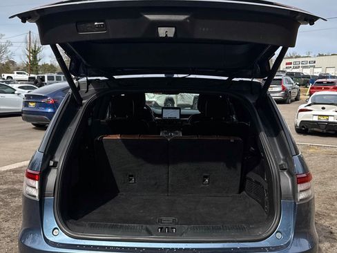 Used 2020 Lincoln Aviator Reserve w/ Elements Package Plus image 8