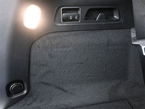 New 2026 Mercedes-Benz GLS 450 4MATIC image 25