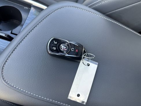 Used 2023 Buick Enclave Essence w/ Experience Buick Package image 30