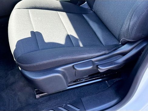 Used 2024 Chevrolet Colorado W/T image 17