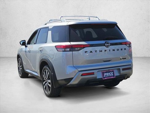 Used 2023 Nissan Pathfinder Platinum w/ Black Appearance Package FWD image 7