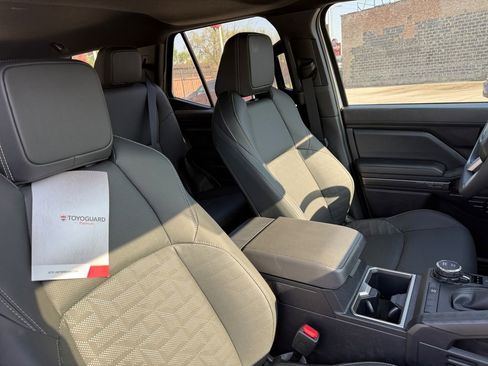 Used 2026 Toyota 4Runner TRD Sport Premium AWD/4WD image 18