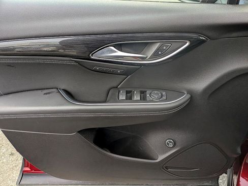 Used 2023 Buick Envision Essence image 13