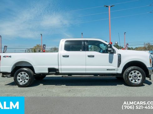 Used 2024 Ford F250 XLT AWD/4WD image 5