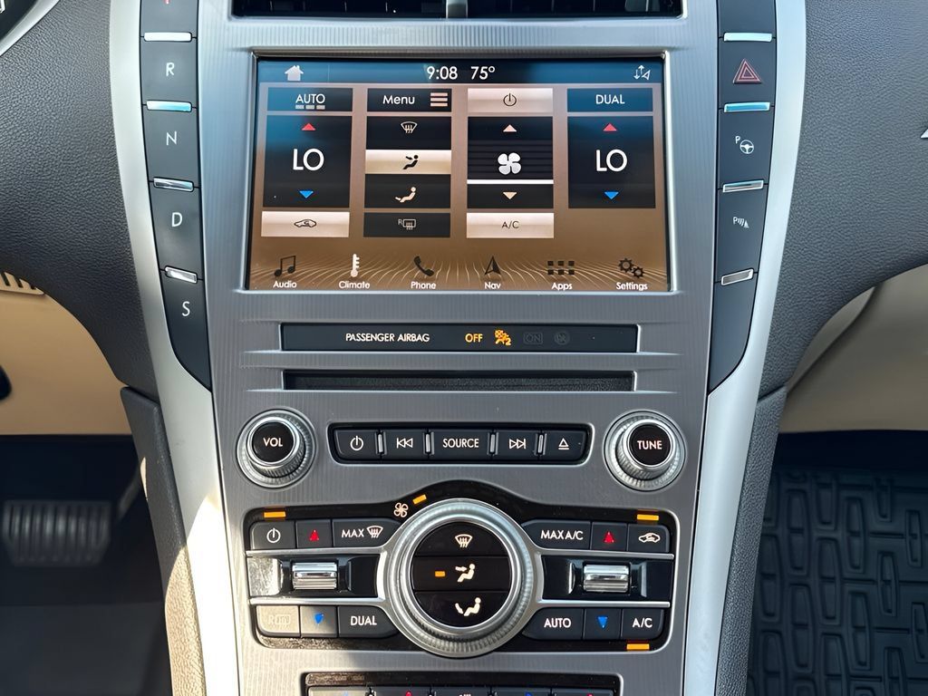 Used 2019 Lincoln MKZ Reserve AWD/4WD image 19
