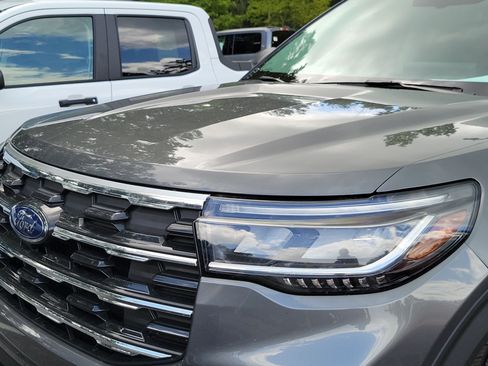 Used 2026 Ford Explorer Active w/ Active Comfort Package RWD image 8