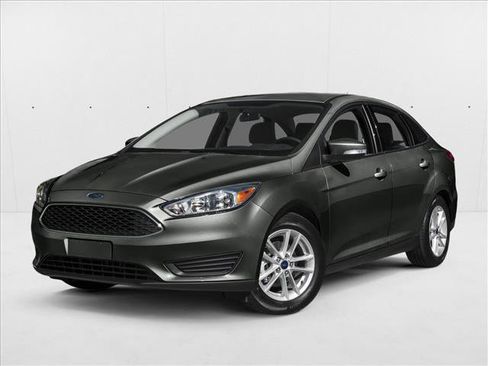 Used 2015 Ford Focus SE w/ Equipment Group 201A FWD image 1