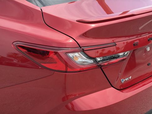 Used 2026 Toyota Camry SE FWD image 7