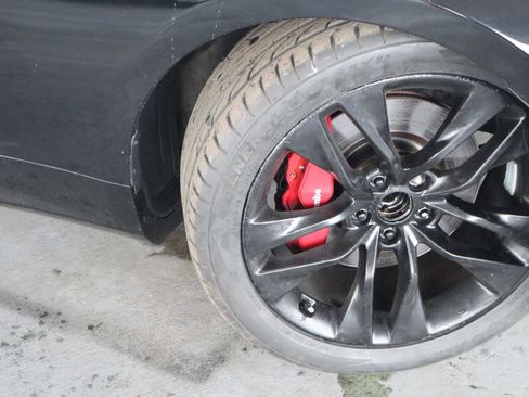Used 2015 Hyundai Genesis 3.8 RWD image 3