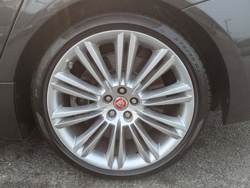 Used 2017 Jaguar XJ L Supercharged image 67