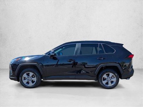Used 2023 Toyota RAV4 XLE FWD image 9