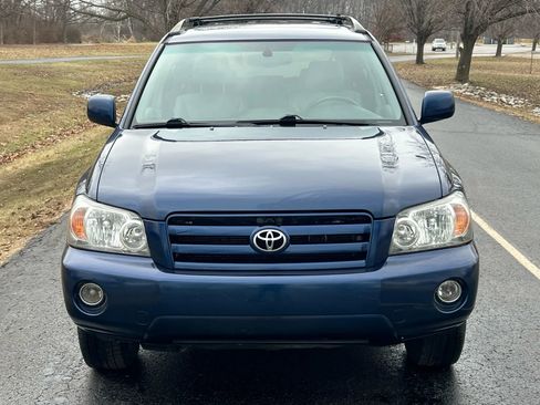 Used 2004 Toyota Highlander Limited image 2