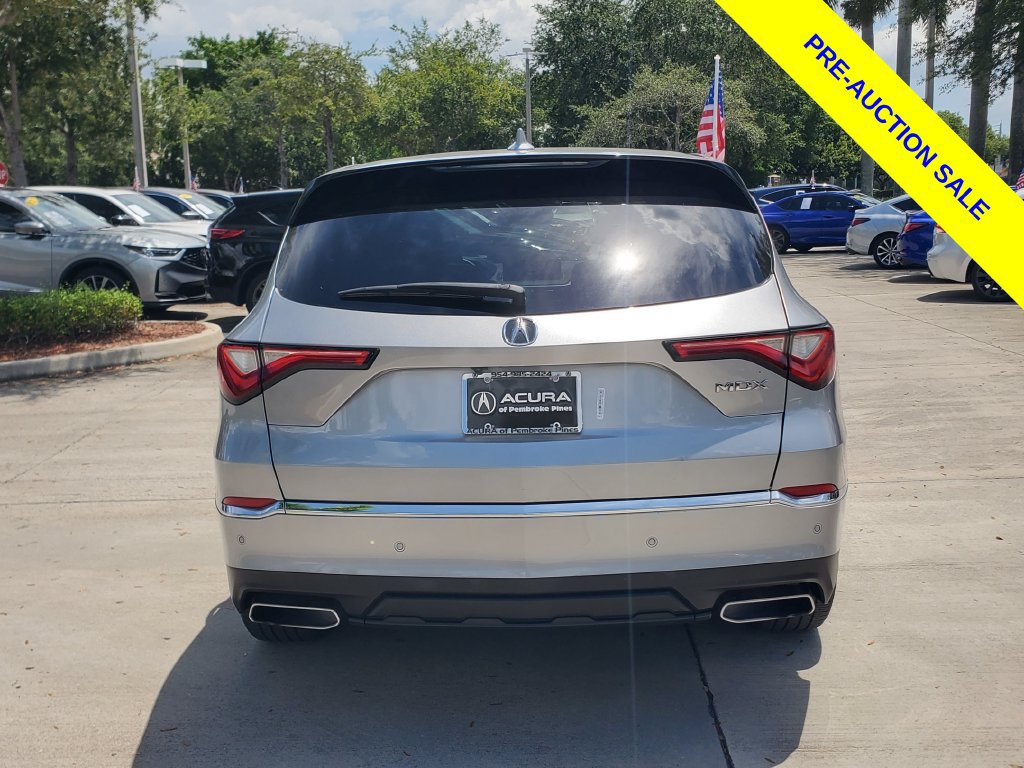 Used 2024 Acura MDX w/ Technology Package FWD image 6