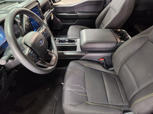 Used 2025 Ford F150 STX w/ Equipment Group 200A RWD image 7