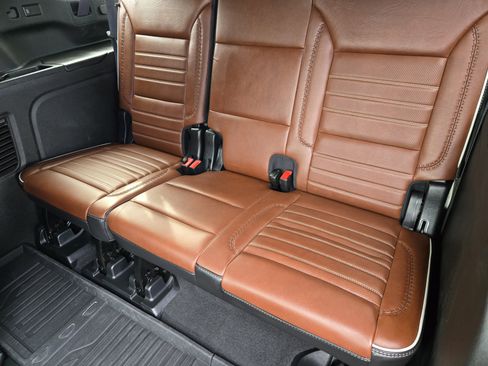 Used 2023 GMC Yukon XL Denali Ultimate image 33