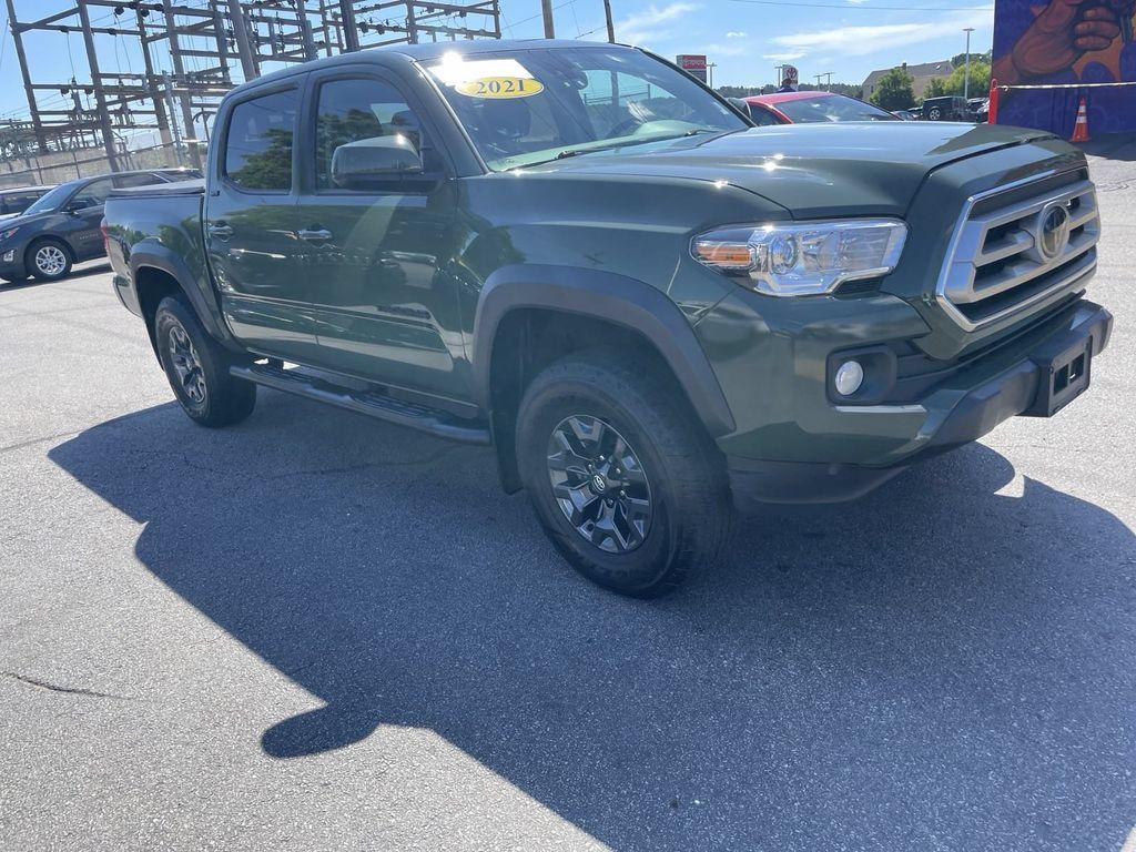 Used 2021 Toyota Tacoma SR5 w/ Trail Edition AWD/4WD image 7
