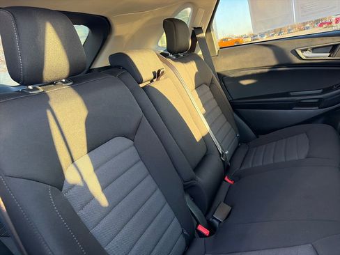 Used 2023 Ford Edge SE image 31