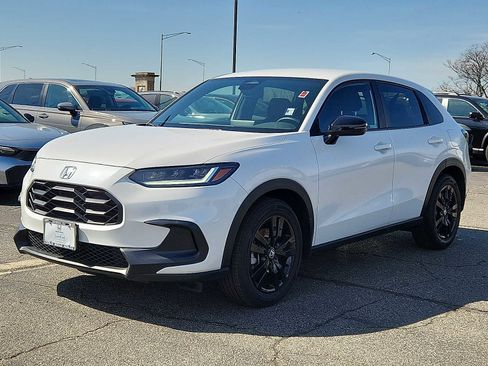 Certified 2026 Honda HR-V Sport image 3