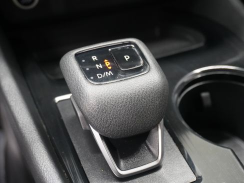 Used 2021 Nissan Rogue SV FWD image 19