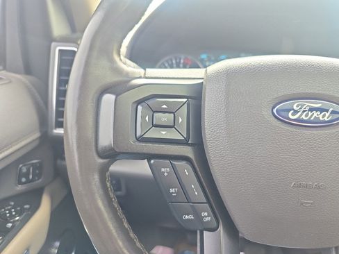 Used 2018 Ford Expedition Max Limited w/ Equipment Group 301A AWD/4WD image 26