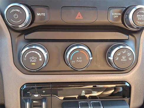 Used 2021 RAM 1500 Big Horn image 15