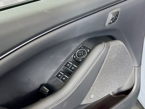 New 2025 Ford Mustang Mach-E Premium image 12