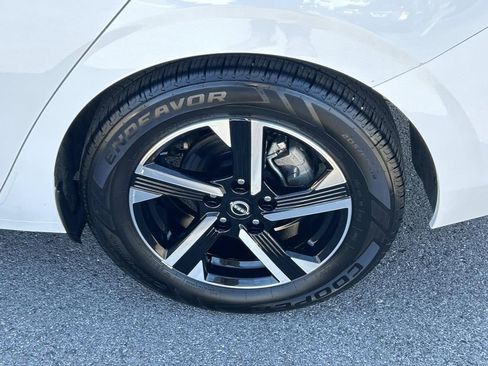 Used 2024 Nissan Sentra SV image 13