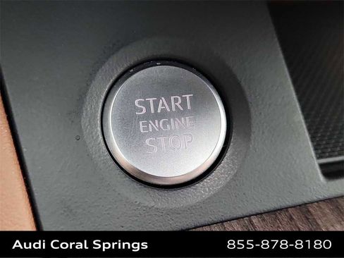 Certified 2025 Audi Q5 e Premium Plus image 19