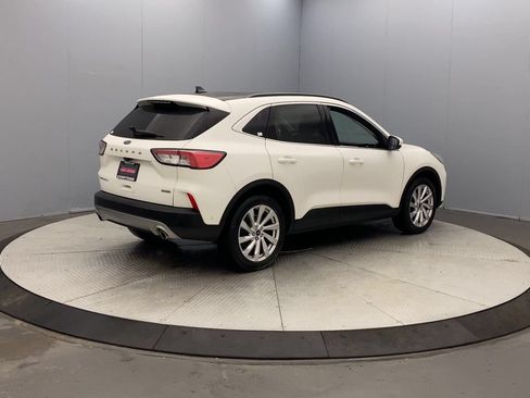 Used 2021 Ford Escape Titanium w/ Titanium Elite Package AWD/4WD image 5